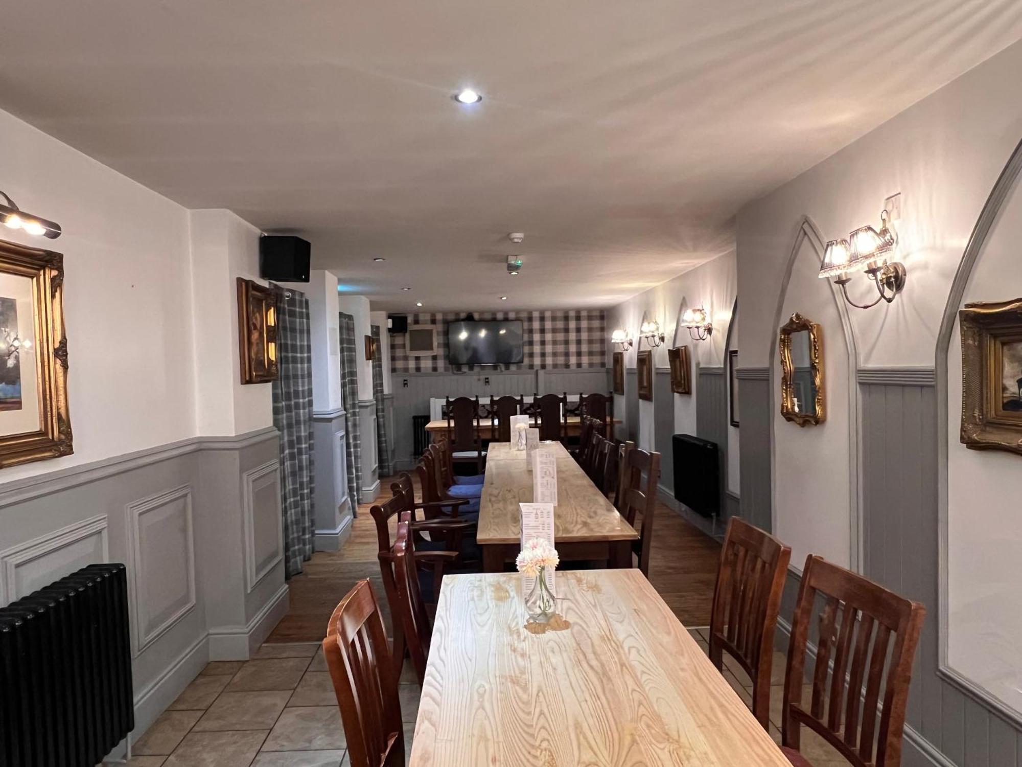 The Bell Shifnal Hotel ภายนอก รูปภาพ
