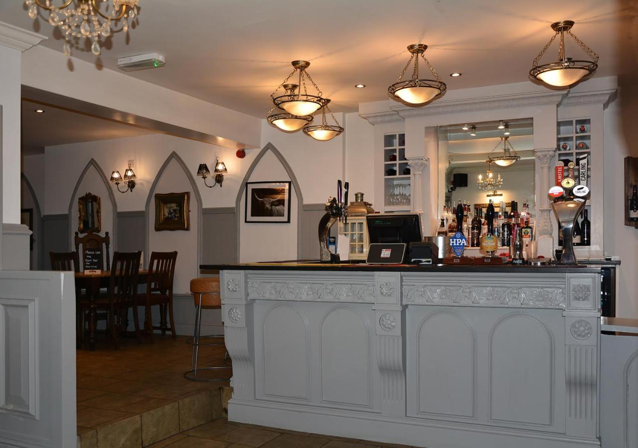 The Bell Shifnal Hotel ภายนอก รูปภาพ