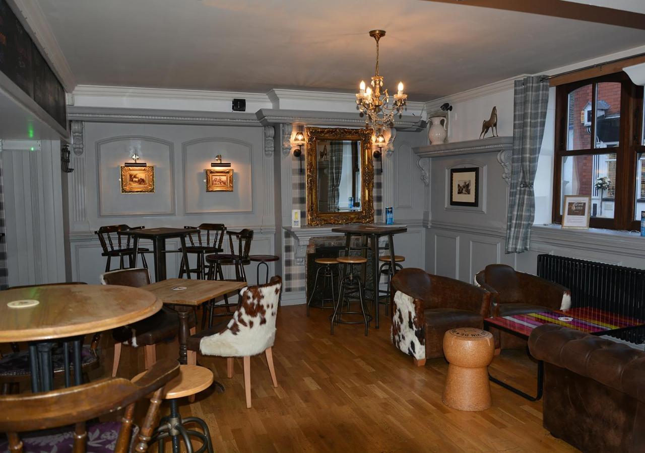 The Bell Shifnal Hotel ภายนอก รูปภาพ